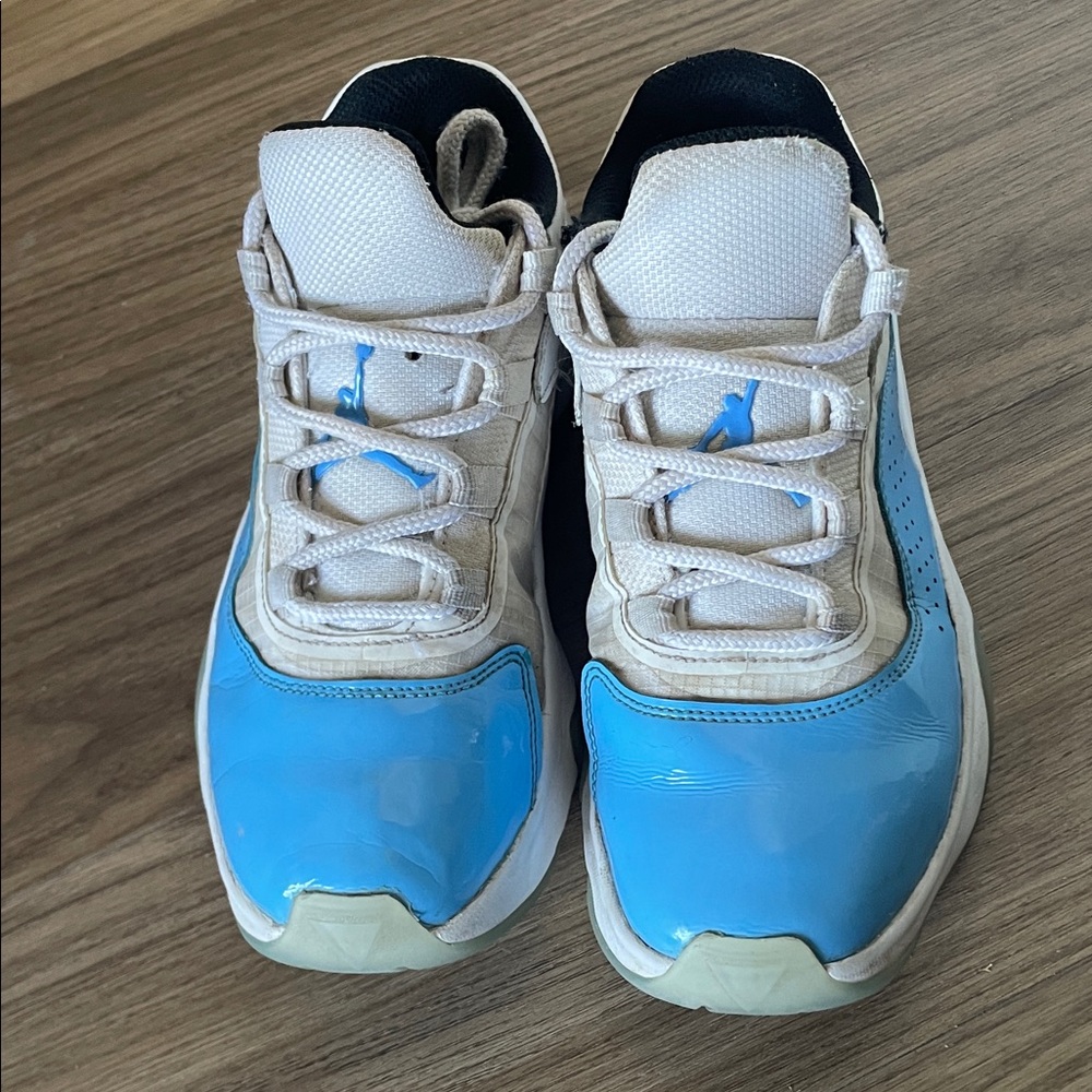 Jordan Kids Sneakers - White and Blue